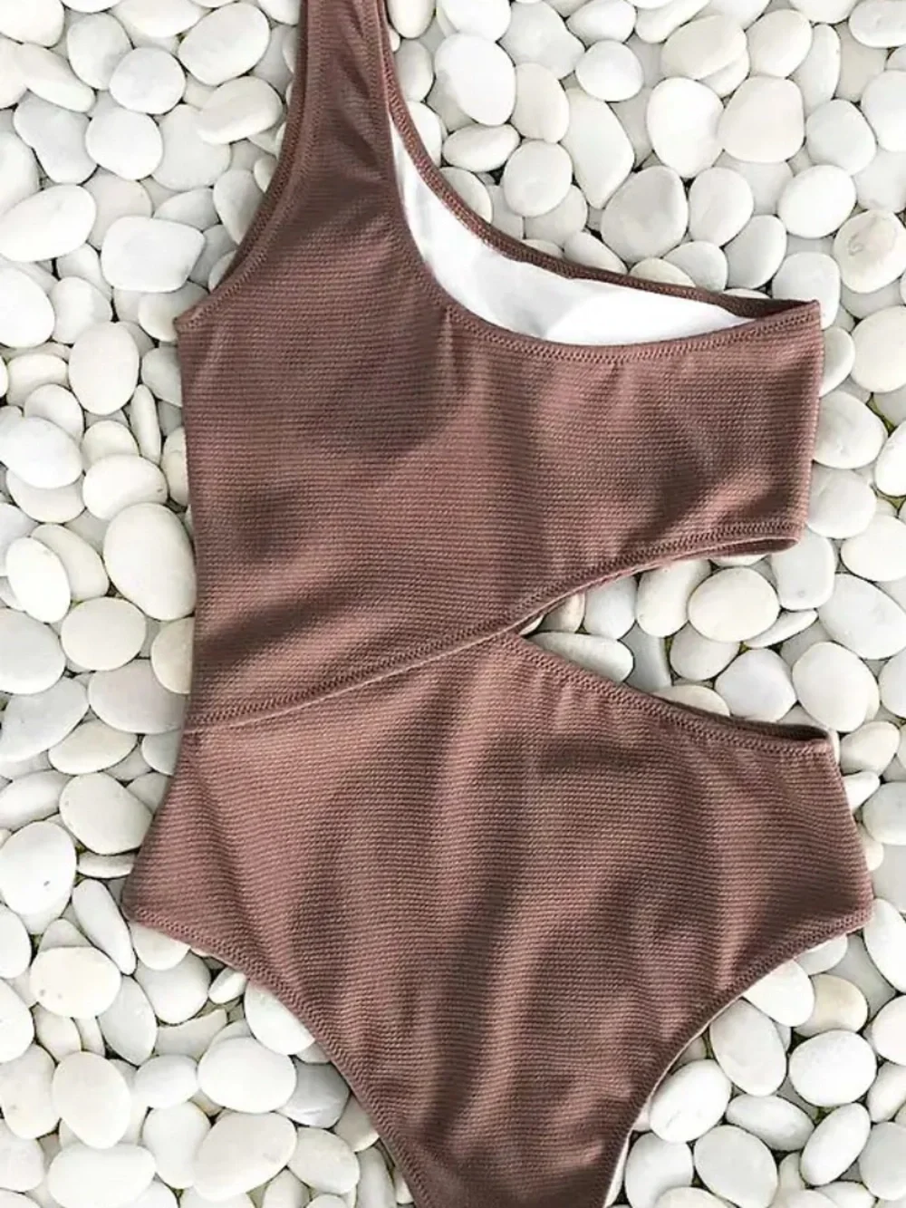 Cupshe •88% polyester